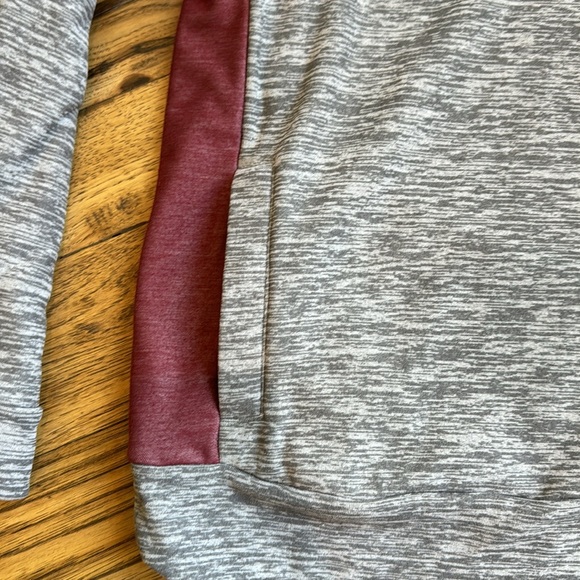Mens Southern Marsh red and heathered gray pullover 1/4 zip - Picture 2 of 5